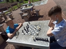 Uczniowie klasy III c graja w szachy_6
